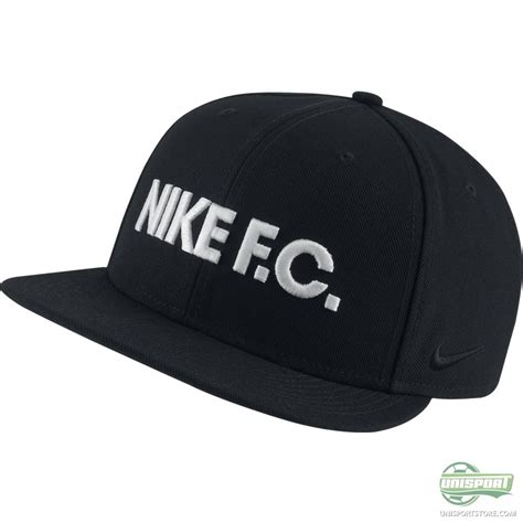 nike fc snapback zwart|Nike F.C. Collection.